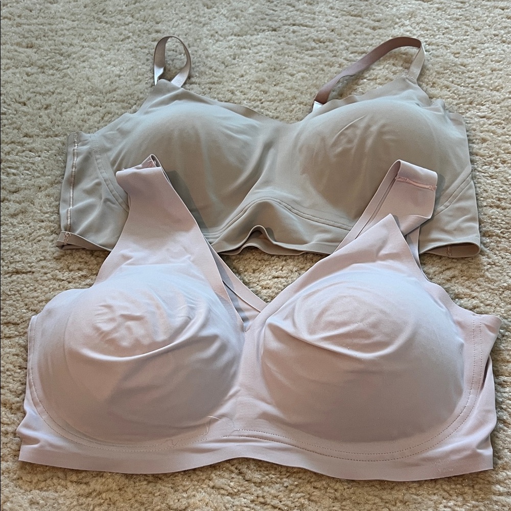 True Women's Seamless Wireless Bras - Cream and Light Pink